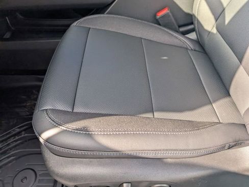 New 2026 Chevrolet Equinox EV LT image 23