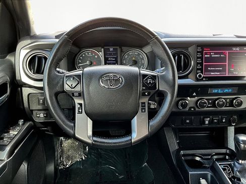 Used 2023 Toyota Tacoma TRD Off-Road image 5