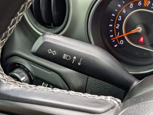 Used 2021 Jeep Gladiator Sport AWD/4WD image 25