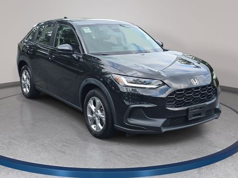 Certified 2024 Honda HR-V LX image 3