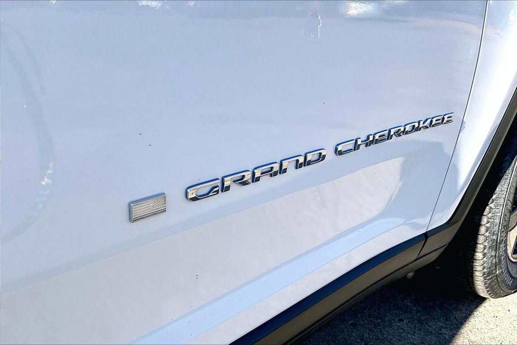 Used 2024 Jeep Grand Cherokee Limited 4xe AWD/4WD image 11