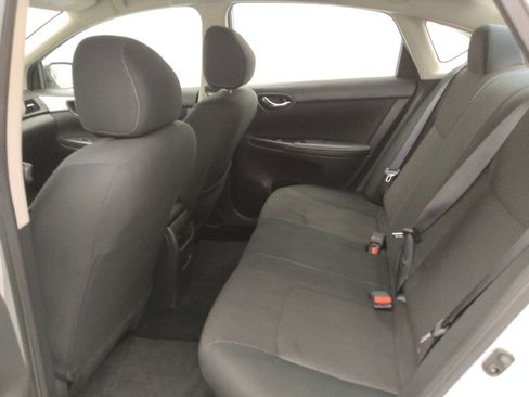 Used 2019 Nissan Sentra S image 18