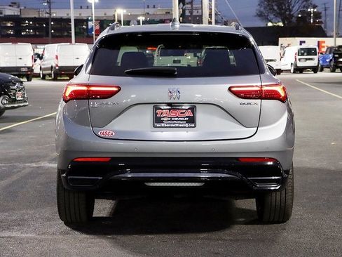 Certified 2025 Buick Envision Sport Touring image 7