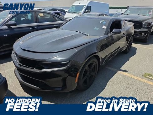 Used 2019 Chevrolet Camaro LT RWD image 1