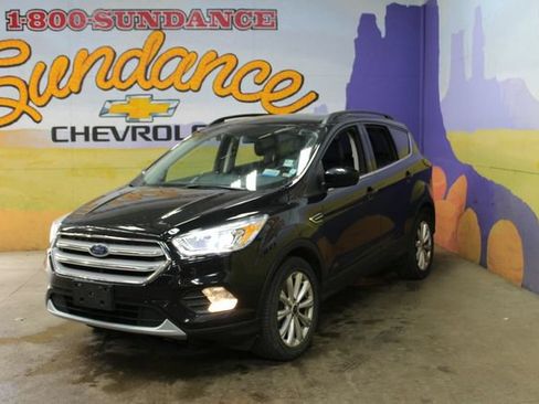 Used 2019 Ford Escape SEL w/ Sun & Style Package AWD/4WD image 8