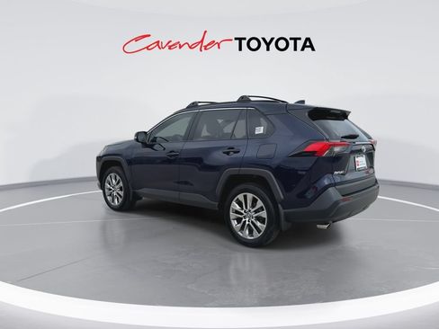 Certified 2022 Toyota RAV4 XLE Premium FWD image 6