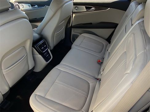 Used 2020 Lincoln Nautilus Reserve w/ Equipment Group 202A image 25