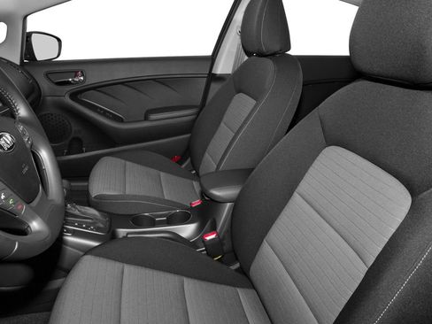 Used 2016 Kia Forte LX FWD image 6