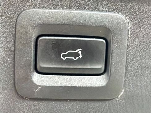 Used 2022 MAZDA CX-9 Touring w/ Touring Premium Package image 13