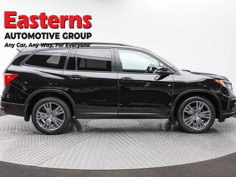 Used 2022 Honda Pilot Sport image 4