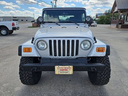 Used 2005 Jeep Wrangler X w/ Tire & Wheel Group (Ecco) AWD/4WD image 12