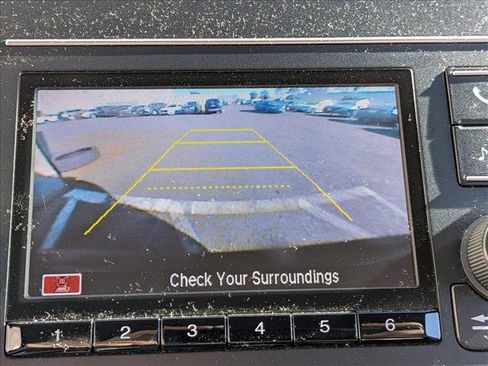 Used 2016 Honda Pilot LX image 11