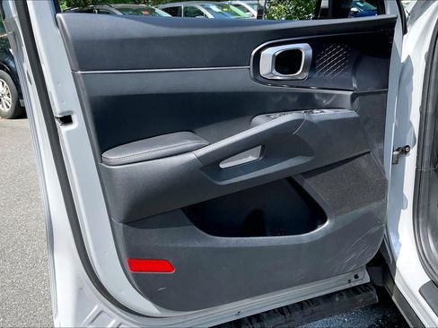 Used 2024 Kia Sorento S w/ Panoramic Sunroof Package AWD/4WD image 25