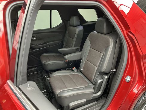 Certified 2023 Chevrolet Traverse High Country w/ LPO, Floor Liner Package image 13