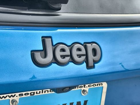 Used 2025 Jeep Compass Trailhawk AWD/4WD image 30