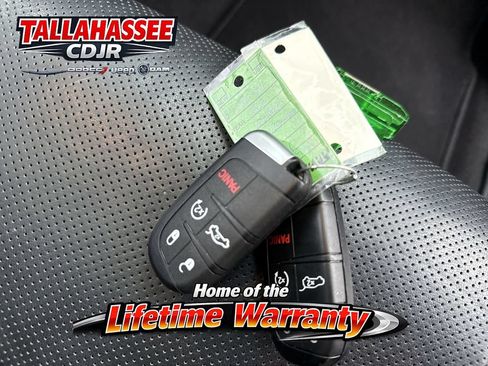 Used 2023 Dodge Durango GT RWD image 32
