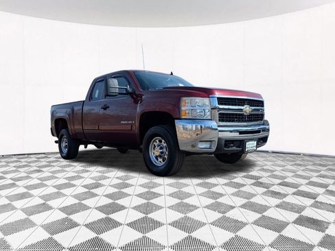 Used 2008 Chevrolet Silverado 2500 LT w/ 1LT Convenience Package image 13