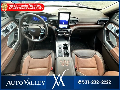Used 2022 Ford Explorer King Ranch w/ Premium Technology Package image 34