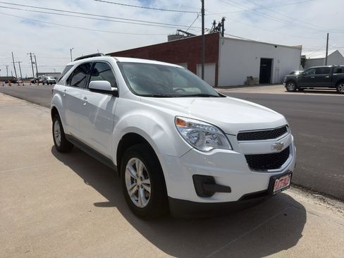 Used 2012 Chevrolet Equinox LT AWD/4WD image 2