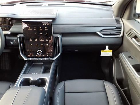 New 2026 GMC Acadia Elevation w/ Black Edition image 18