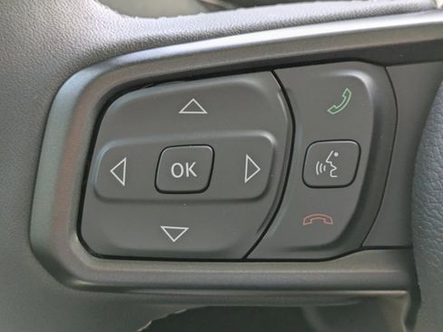 New 2025 Jeep Gladiator Sport image 21