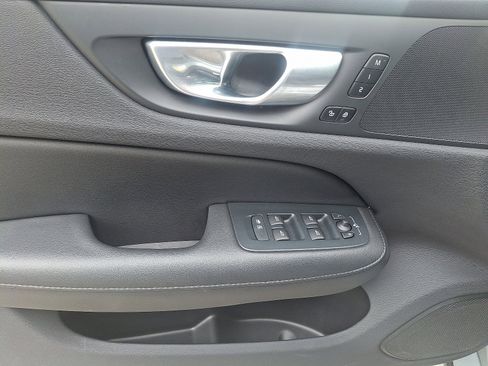 Certified 2024 Volvo S60 B5 Plus image 12