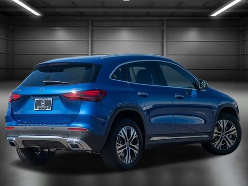 Certified 2025 Mercedes-Benz GLA 250 4MATIC image 10