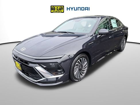 New 2025 Hyundai Sonata Limited image 1