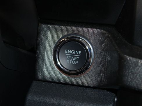 Used 2025 Ford F350 Platinum image 31