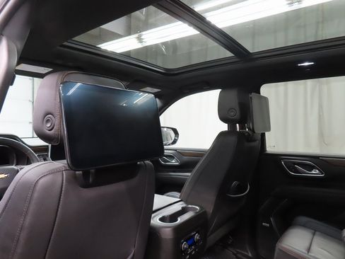 Used 2024 Chevrolet Suburban High Country image 56