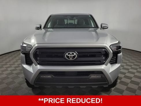Used 2024 Toyota Tacoma SR5 AWD/4WD image 2