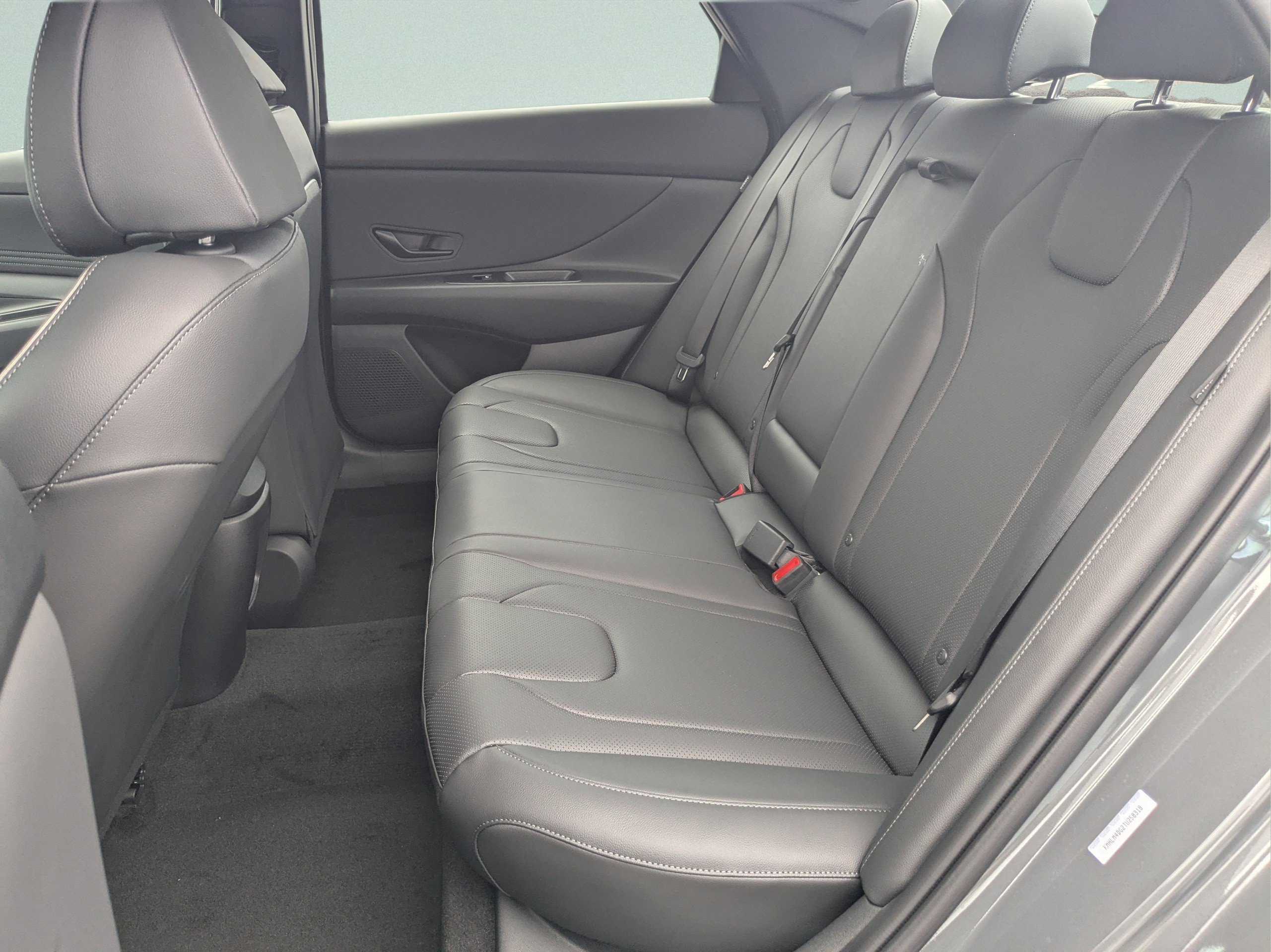 New 2026 Hyundai Elantra SEL Sport FWD image 11
