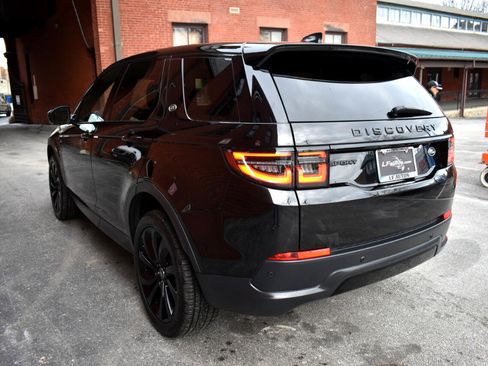 Used 2021 Land Rover Discovery Sport SE image 5