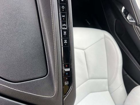 Certified 2024 Chevrolet Corvette Stingray Coupe RWD image 32