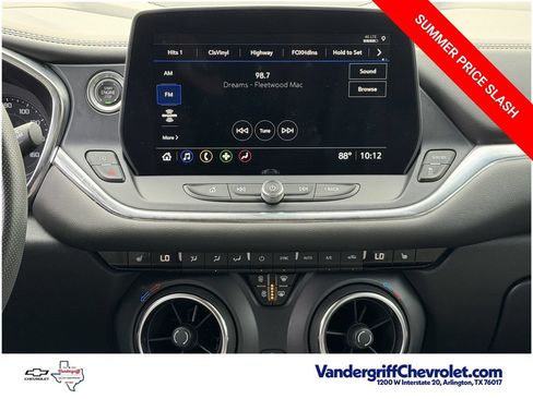 Certified 2025 Chevrolet Blazer LT AWD/4WD image 16