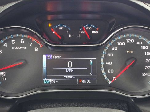 Used 2018 Chevrolet Cruze LT w/ LT True North Edition FWD image 33