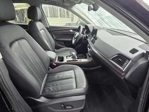 Used 2021 Audi Q5 2.0T Premium w/ Convenience Package AWD/4WD image 13