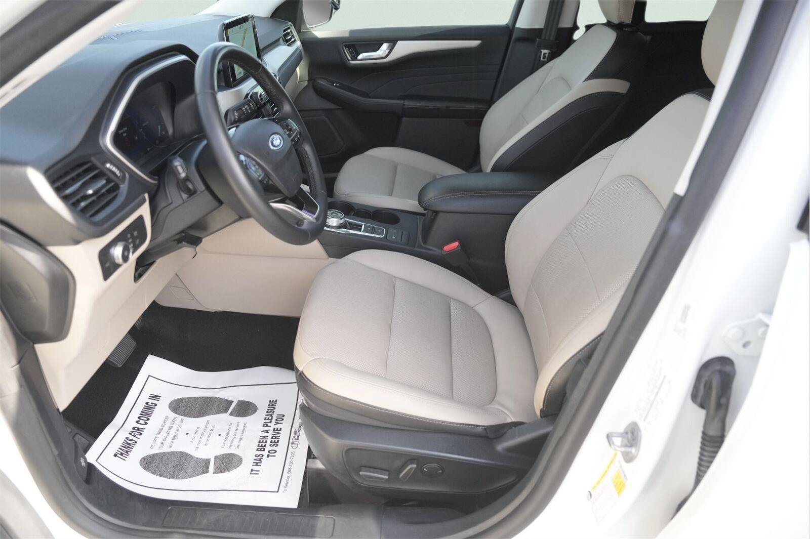 Used 2022 Ford Escape SEL w/ Technology Package FWD image 9