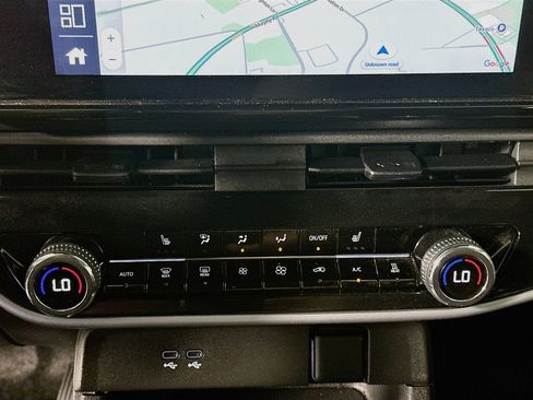 Used 2024 Honda Prologue EX image 24