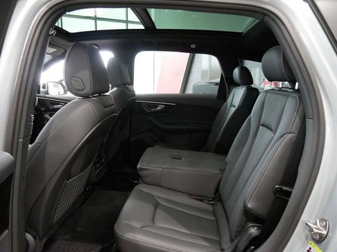 Used 2026 Audi Q7 2.0T Premium Plus w/ Premium Plus Package AWD/4WD image 6