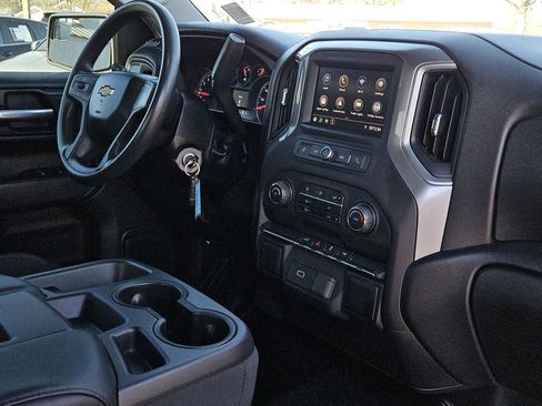 Certified 2020 Chevrolet Silverado 1500 Custom w/ Custom Value Package image 25