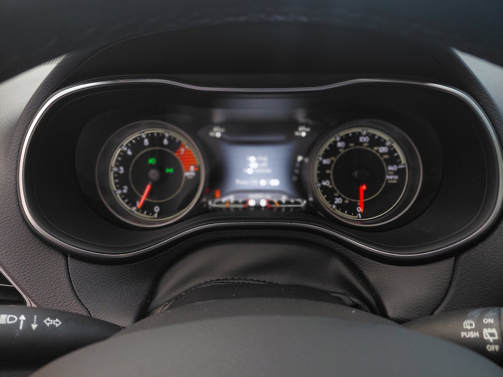 Used 2019 Jeep Cherokee High Altitude AWD/4WD image 7