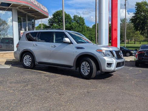 Used 2018 Nissan Armada SV w/ Driver Package AWD/4WD image 8