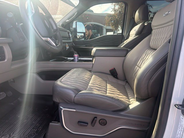 Used 2026 Ford F450 Platinum w/ Platinum Plus Package AWD/4WD image 4
