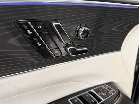 Used 2024 Cadillac Lyriq Sport RWD image 23