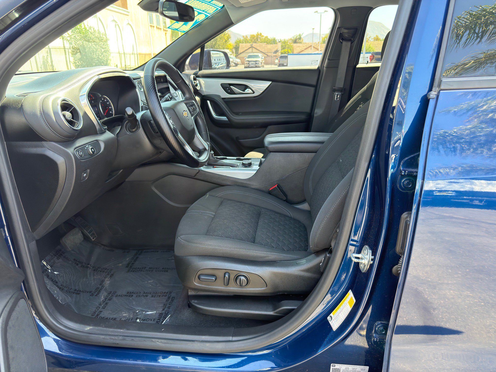 Used 2022 Chevrolet Blazer LT FWD image 23