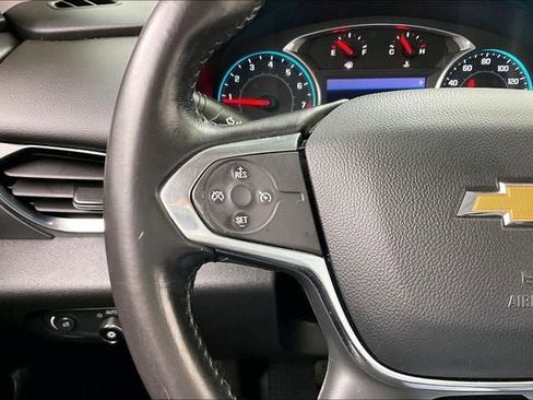 Used 2020 Chevrolet Traverse LT FWD image 22