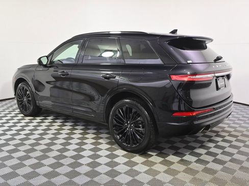 New 2026 Lincoln Corsair Premiere image 3