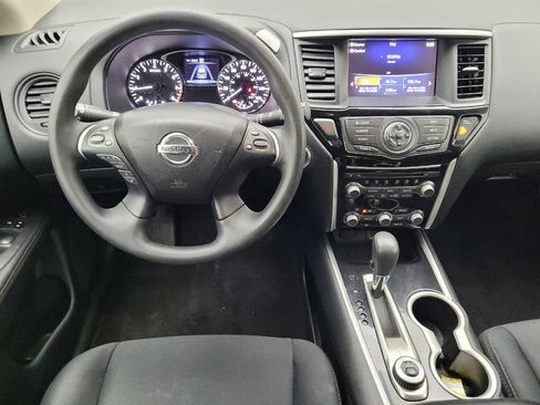 Used 2019 Nissan Pathfinder S AWD/4WD image 22