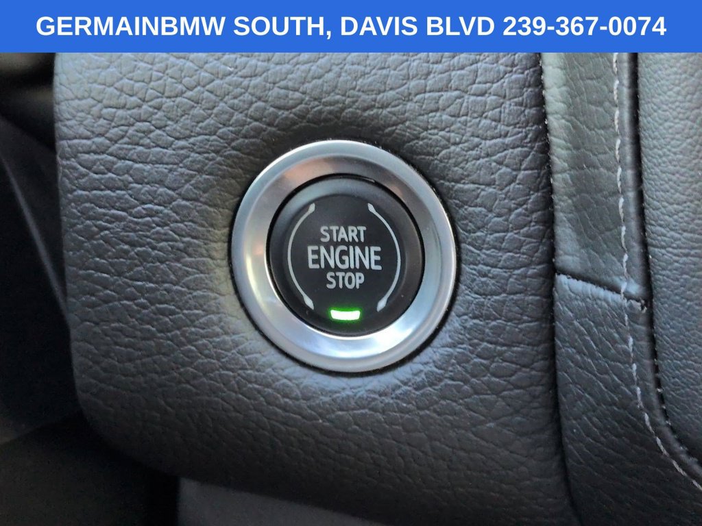 Used 2023 GMC Yukon Denali AWD/4WD image 32